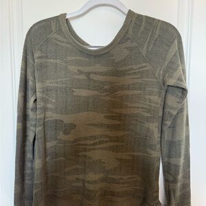 Green Crew Neck Camo Sweater
